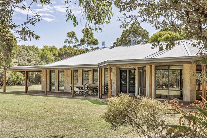 Ocean and Earth gallery image 3