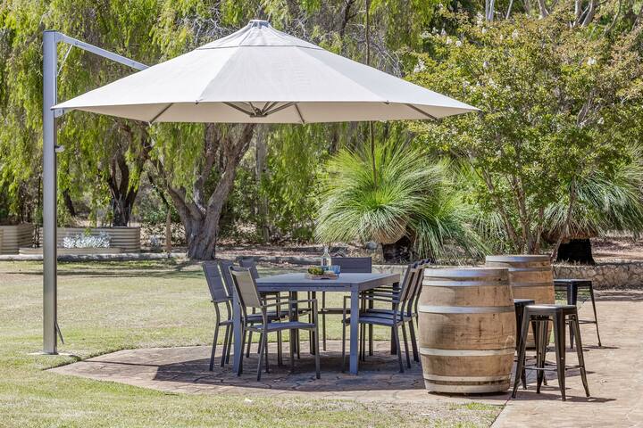 Ocean and Earth Plus Studio gallery image 3