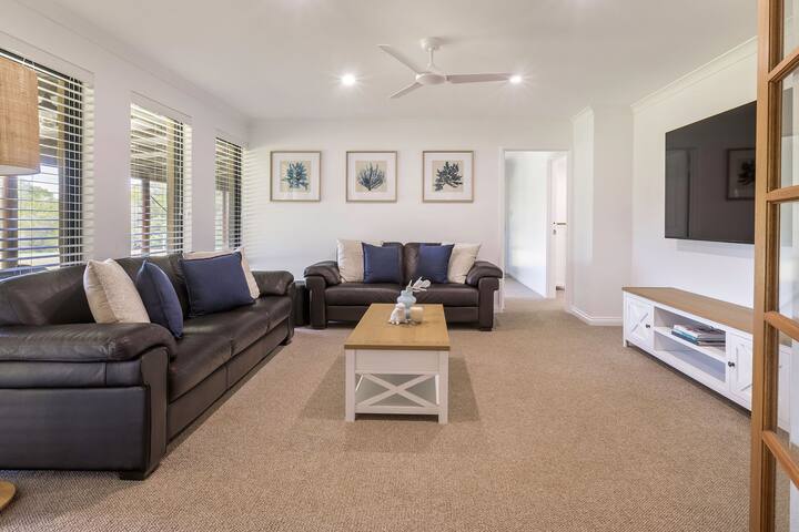 Ocean and Earth Plus Studio gallery image 5