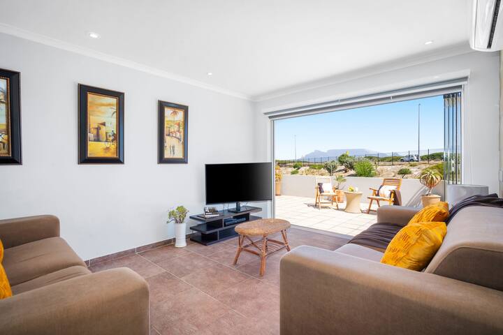 Big Bay Beach Club G6 gallery image 5