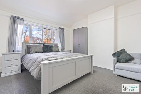 Popular Airbnb listing: Abbie's House in Nuthall