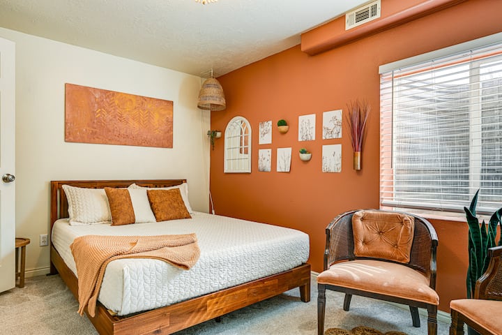 Spálňový apartmán 3 | Nižšie poschodie | menšia manželská posteľ