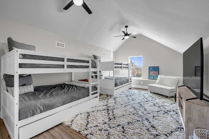 Dormitorio 5: litera ubicada en el cuarto piso.