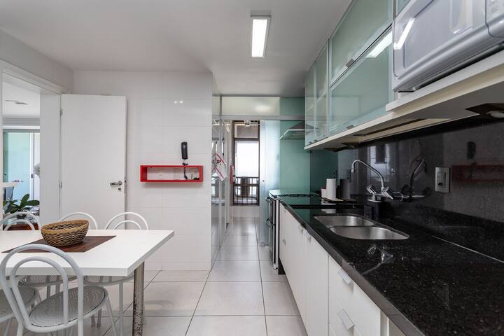 Beachfront | 3 bedr | ACs, internet, security 24h gallery image 5