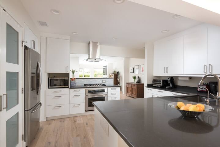 La Jolla Kid Friendly Beach House gallery image 5