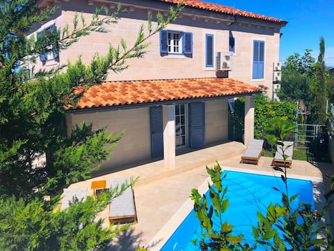 Mala by Interhome