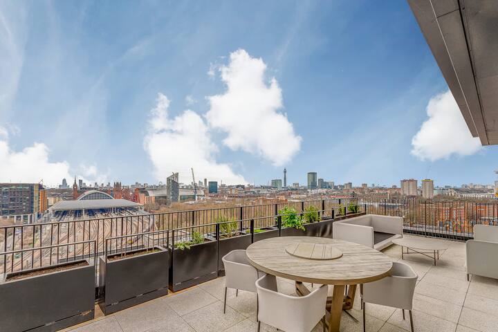 Opulent 3-Bedroom Flat in London gallery image 5