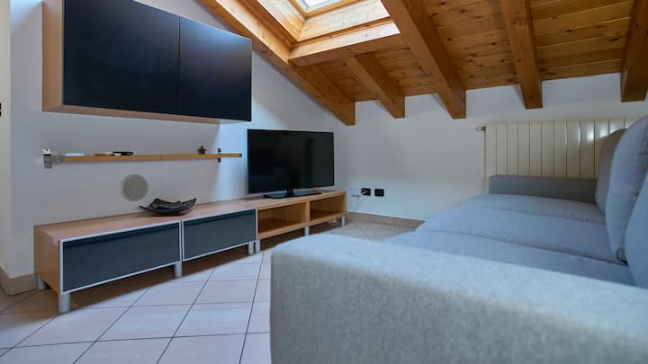 App. 19-elegante Mansarda Con Terrazzo - Monza