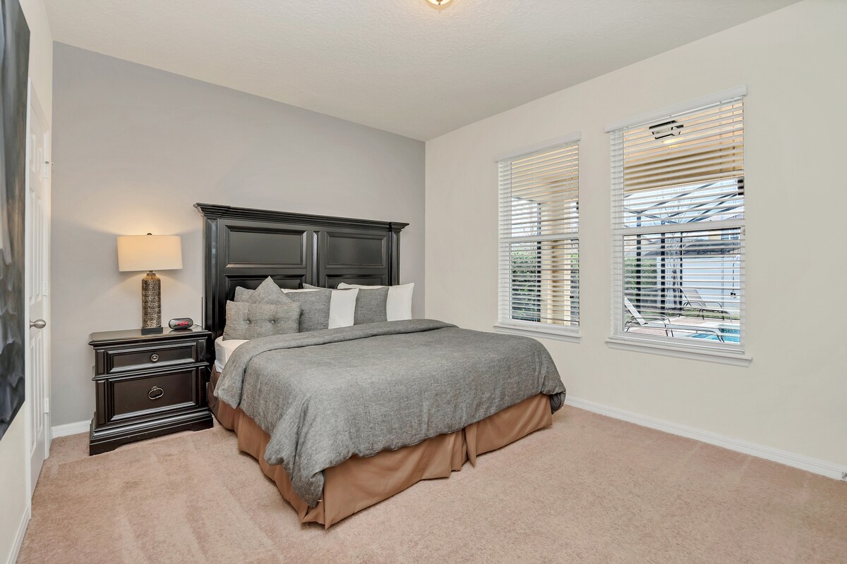 1210YorkshireCt,WestHaven_25