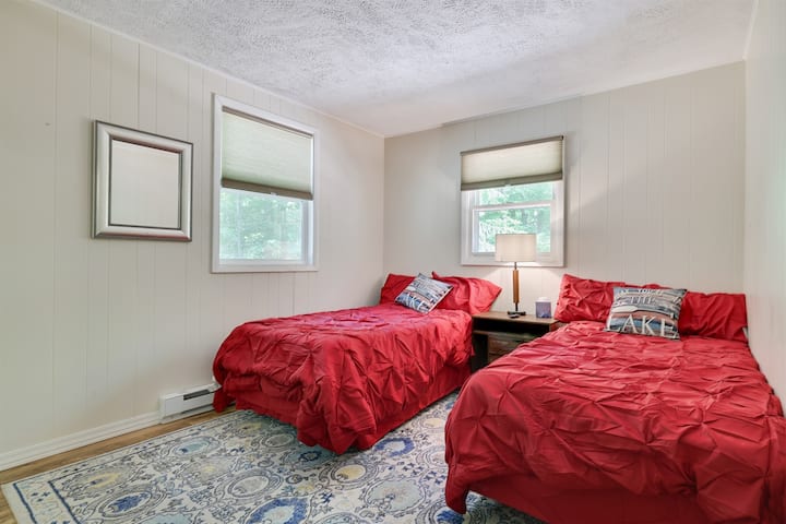 2. spavaća soba s bračnim krevetima