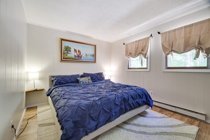 Spavaća soba 1, bračni krevet (širine 180-179 cm) s Smart TV-om