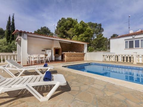 Encanto IV by Interhome