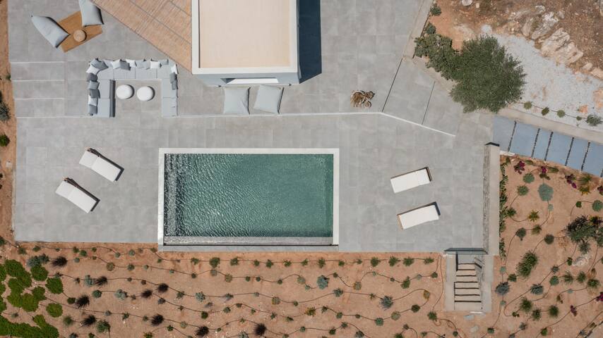 Sunrise Poem Villa 1 gallery image 2