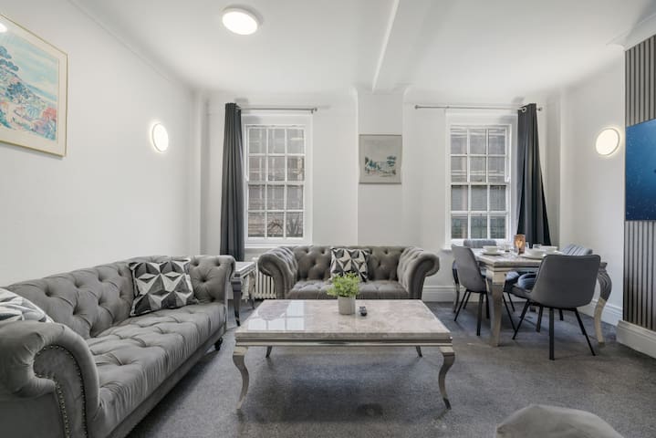 Elegant 2-Bedroom Apartment 23Gcm gallery image 4