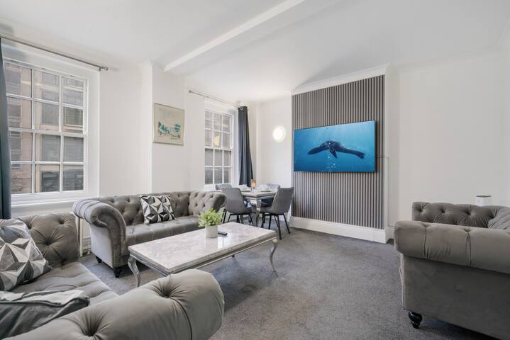 Elegant 2-Bedroom Apartment 23Gcm