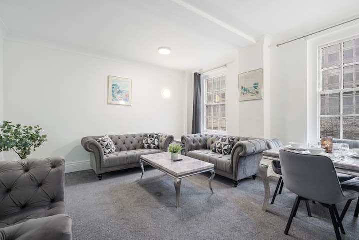 Elegant 2-Bedroom Apartment 23Gcm gallery image 5