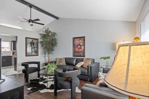 Top performing Airbnb: Wild West Retreat-Available Labor Day Weekend! in Laramie