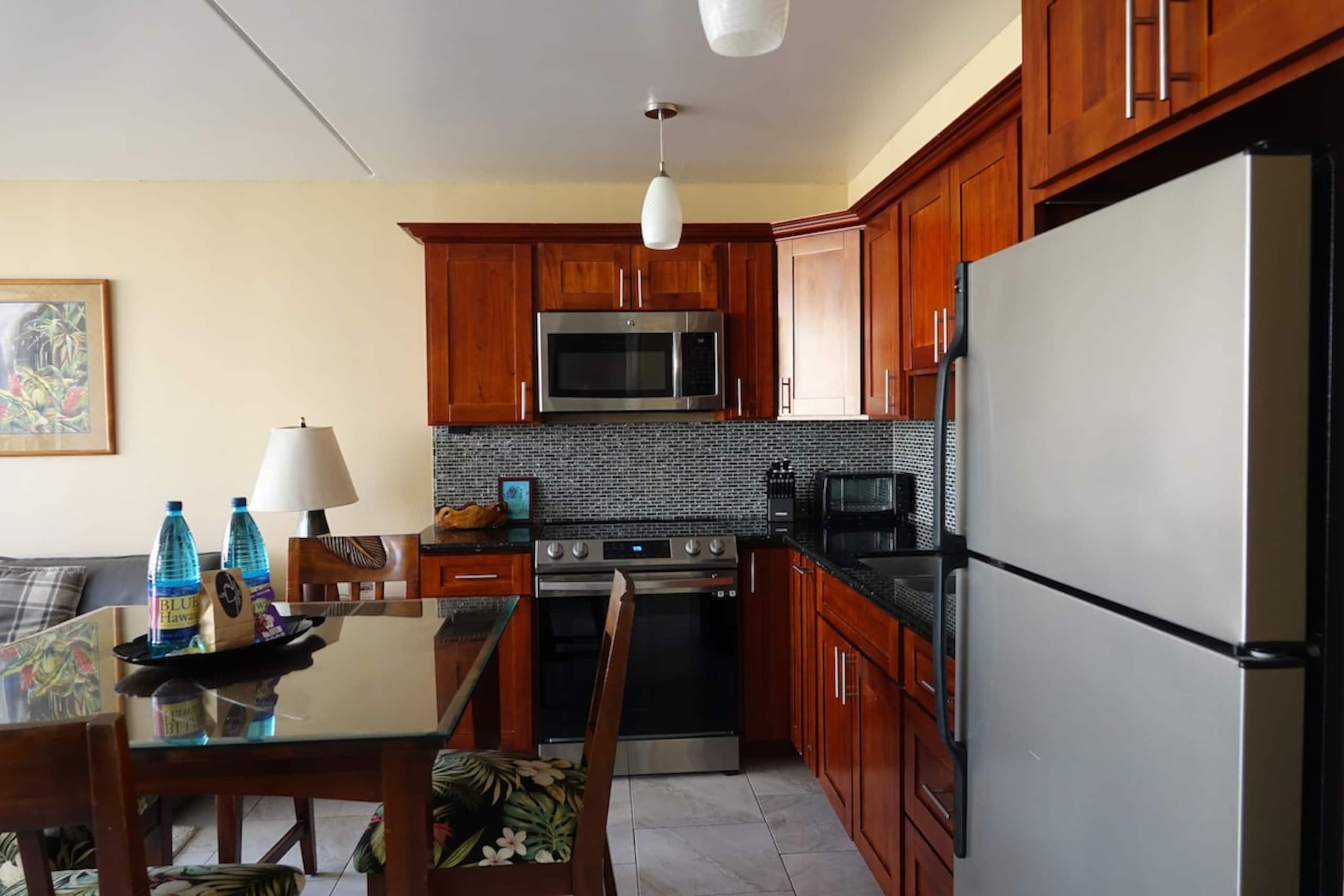 Hale Nalu Suite Waikiki - Image 3