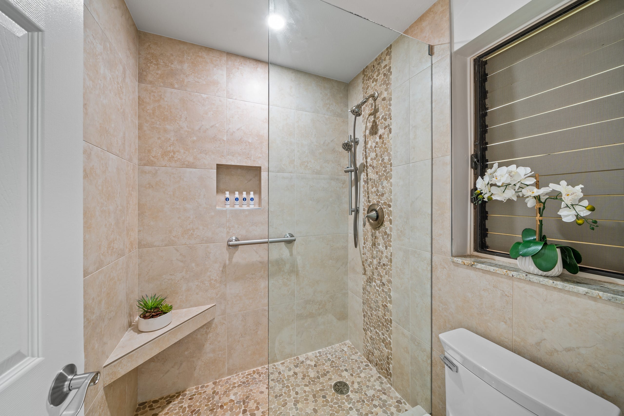 Condo in Kihei · ★5.0 · 2 bedrooms · 4 beds · 2 baths - Image 29