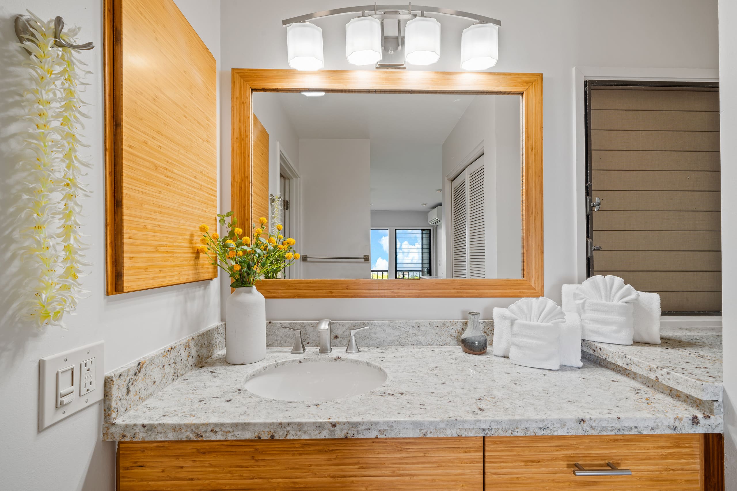 Condo in Kihei · ★5.0 · 2 bedrooms · 4 beds · 2 baths - Image 27