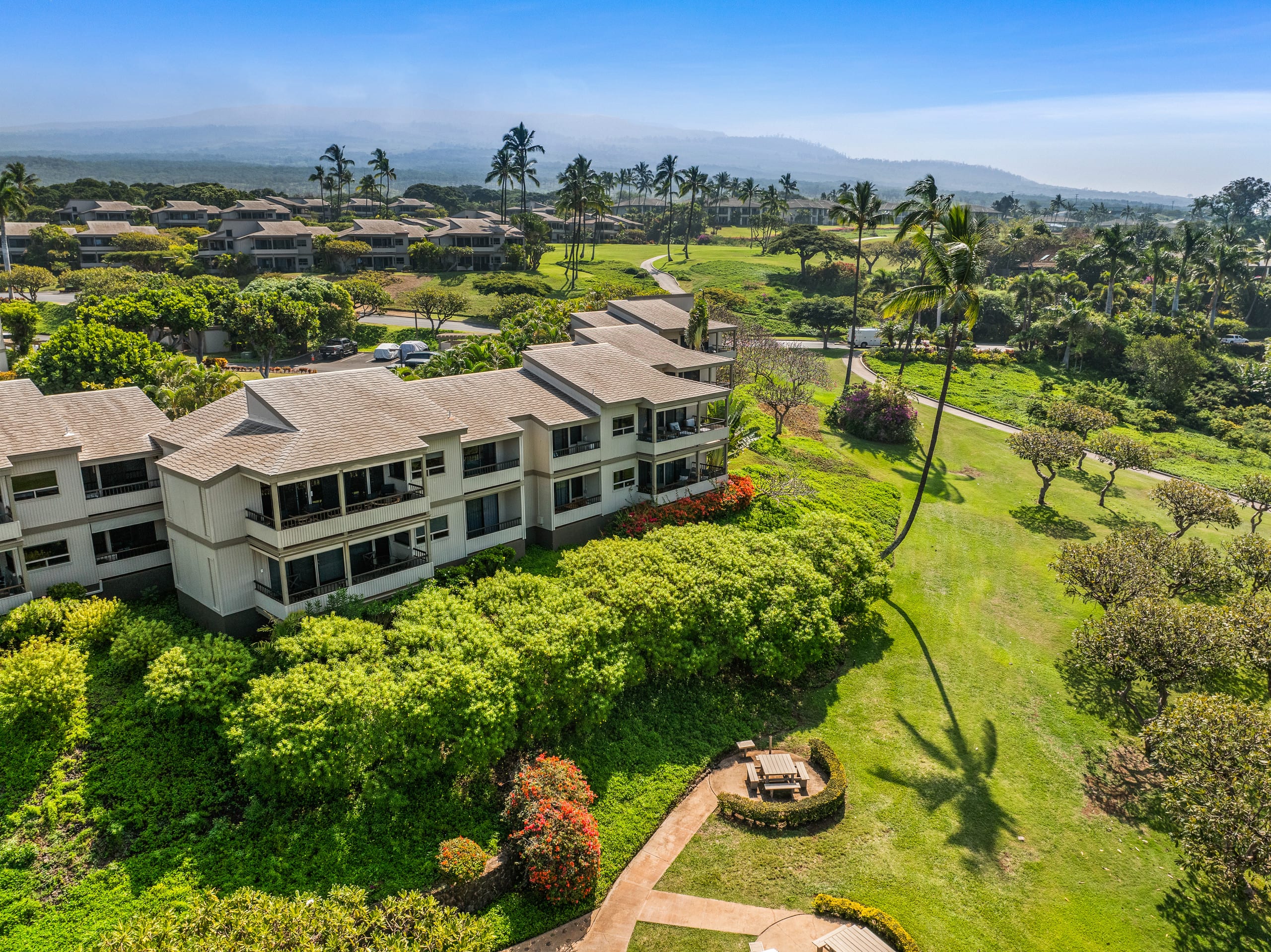 Condo in Kihei · ★5.0 · 2 bedrooms · 4 beds · 2 baths - Image 38