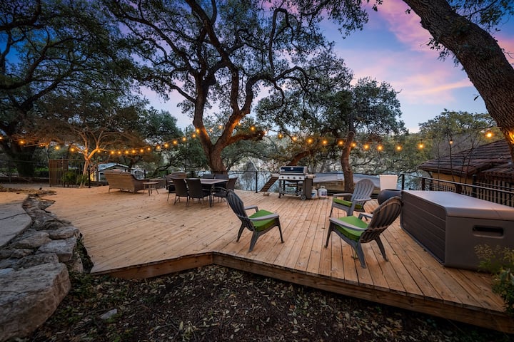 The DOME House ~An Iconic Stay on Lake Austin~ - Houses for Rent