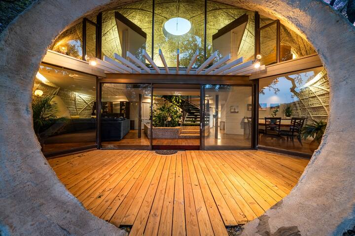 The DOME House ~An Iconic Stay on Lake Austin~ gallery image 2