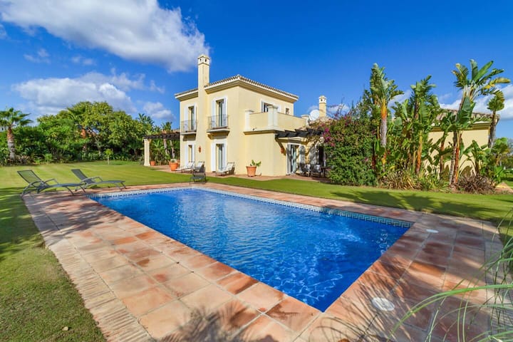 Villa Mila - Sotogrande - Castellar de la Frontera
