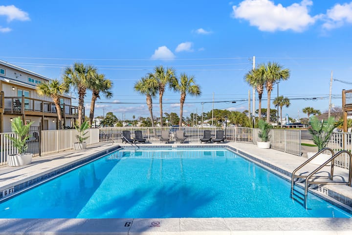 Ocean Breeze 3c - Perfect Beach Spot! - Lower Grand Lagoon, FL