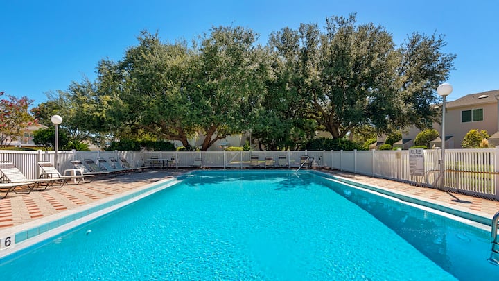 Steps To Beach, 2 Pools + Free Attraction Tickets! - Miramar Beach, FL