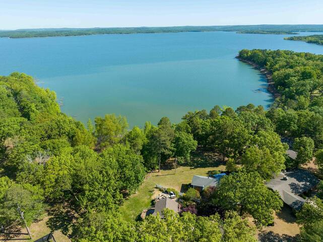 D Allen & Company managed Airbnb listing 1