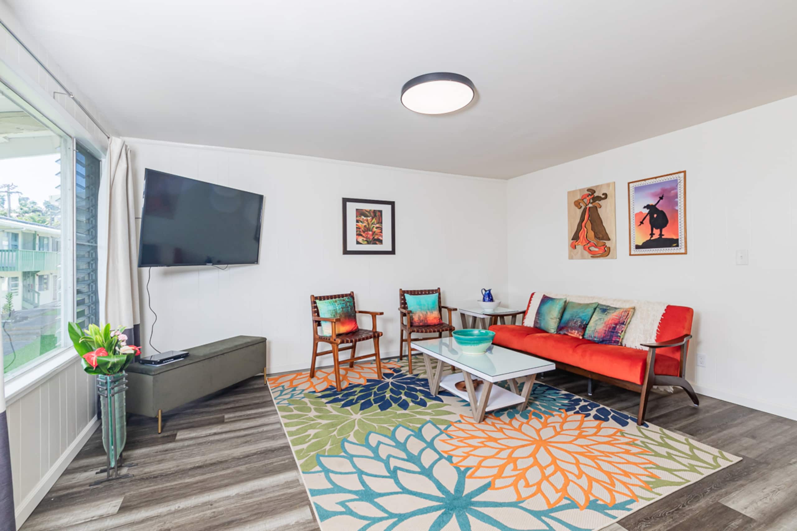 Condo in Hilo · ★4.8 · 2 bedrooms · 2 beds · 1 shared bath - Image 3