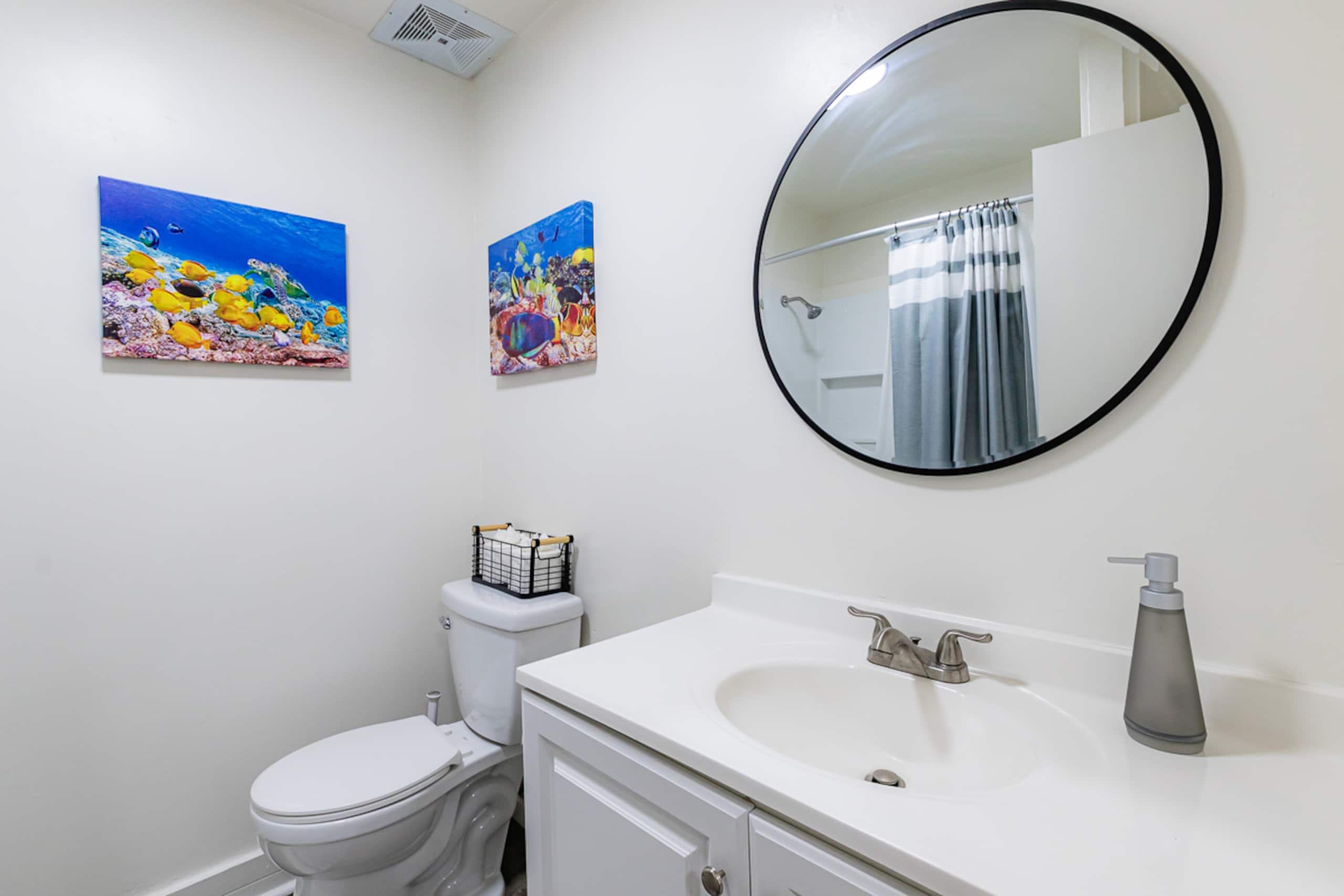 Condo in Hilo · ★4.8 · 2 bedrooms · 2 beds · 1 shared bath - Image 26