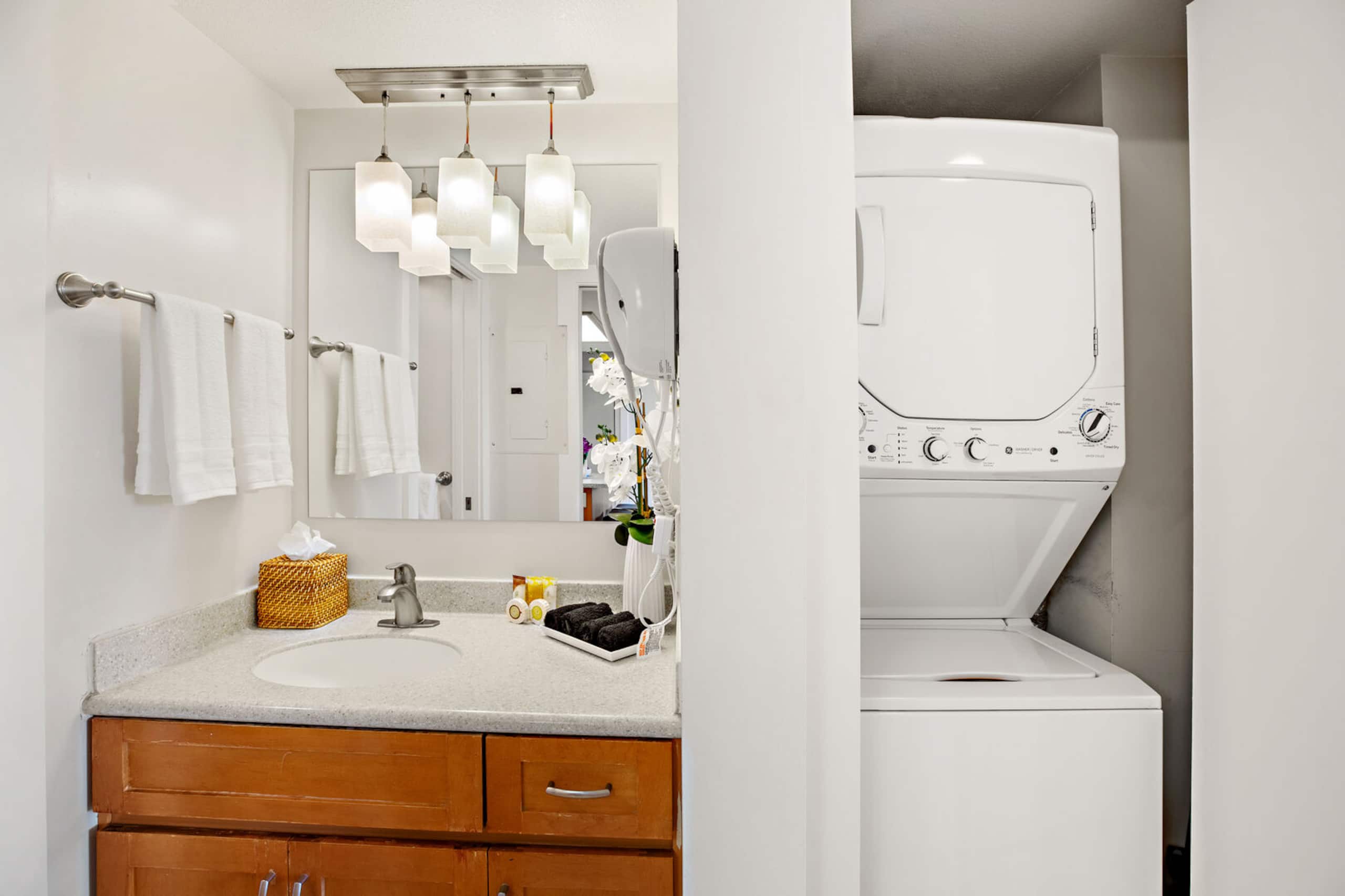 Condo in Kihei · ★4.81 · 1 bedroom · 2 beds · 1 private bath - Image 20