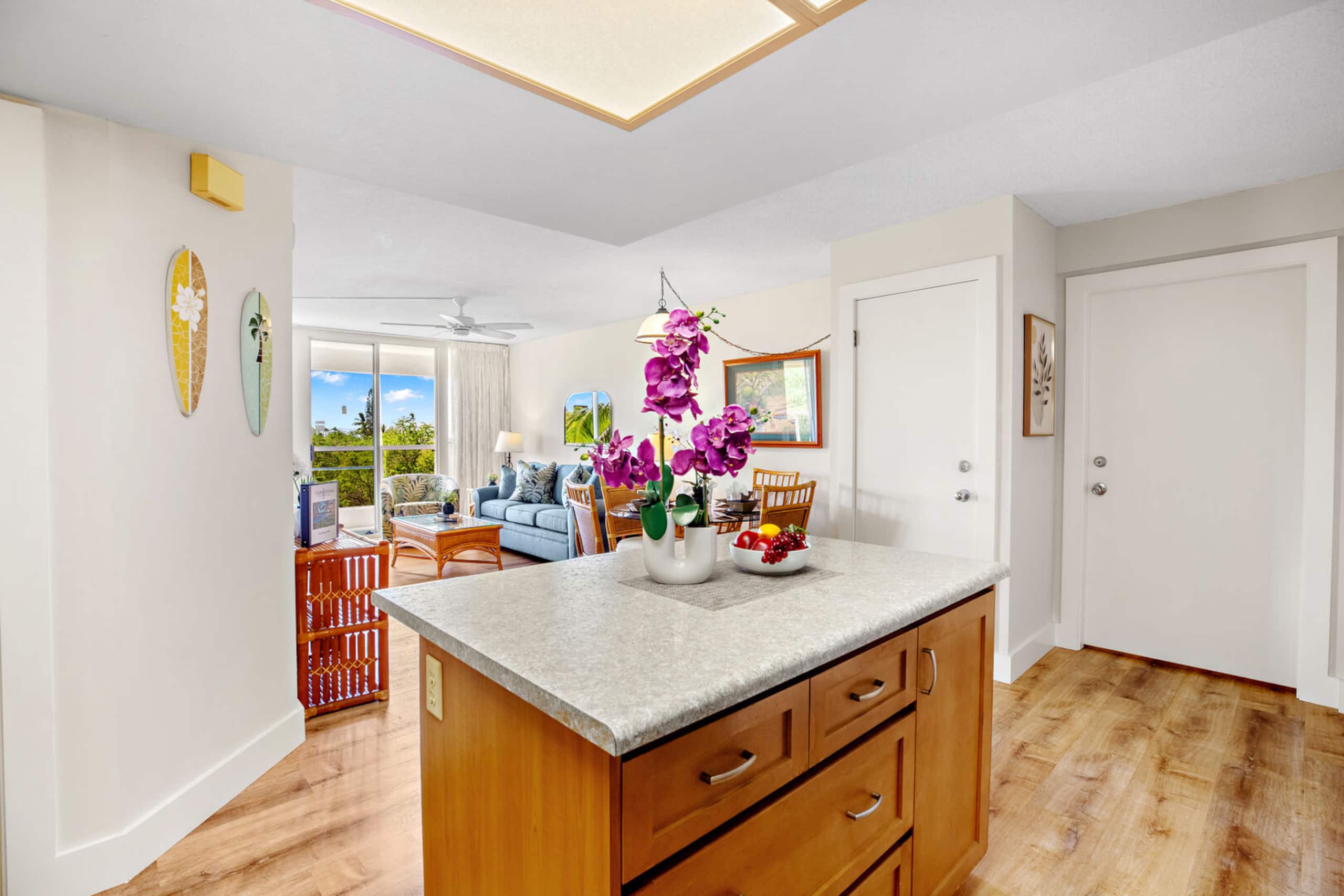 Condo in Kihei · ★4.81 · 1 bedroom · 2 beds · 1 private bath - Image 13
