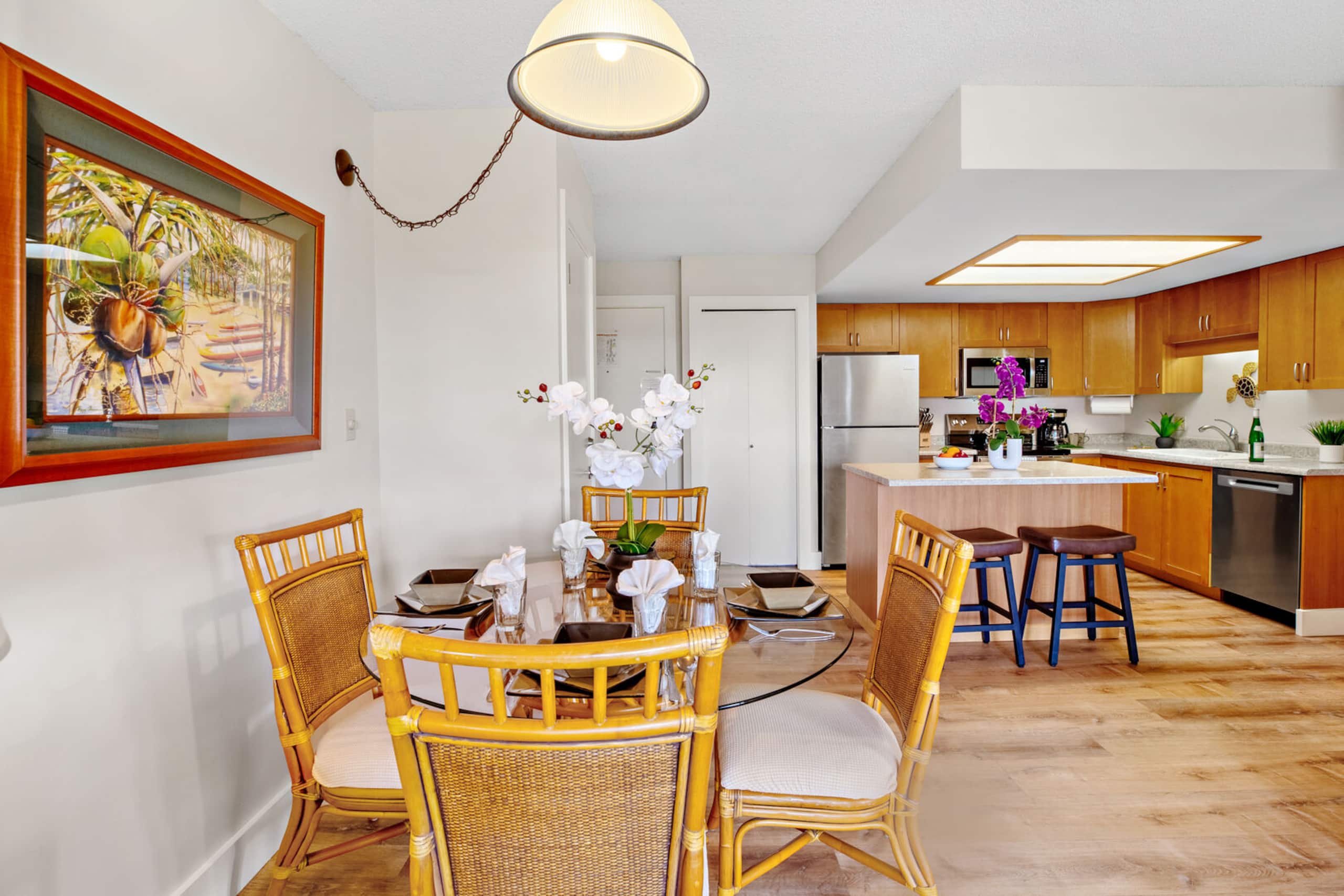Condo in Kihei · ★4.81 · 1 bedroom · 2 beds · 1 private bath - Image 6