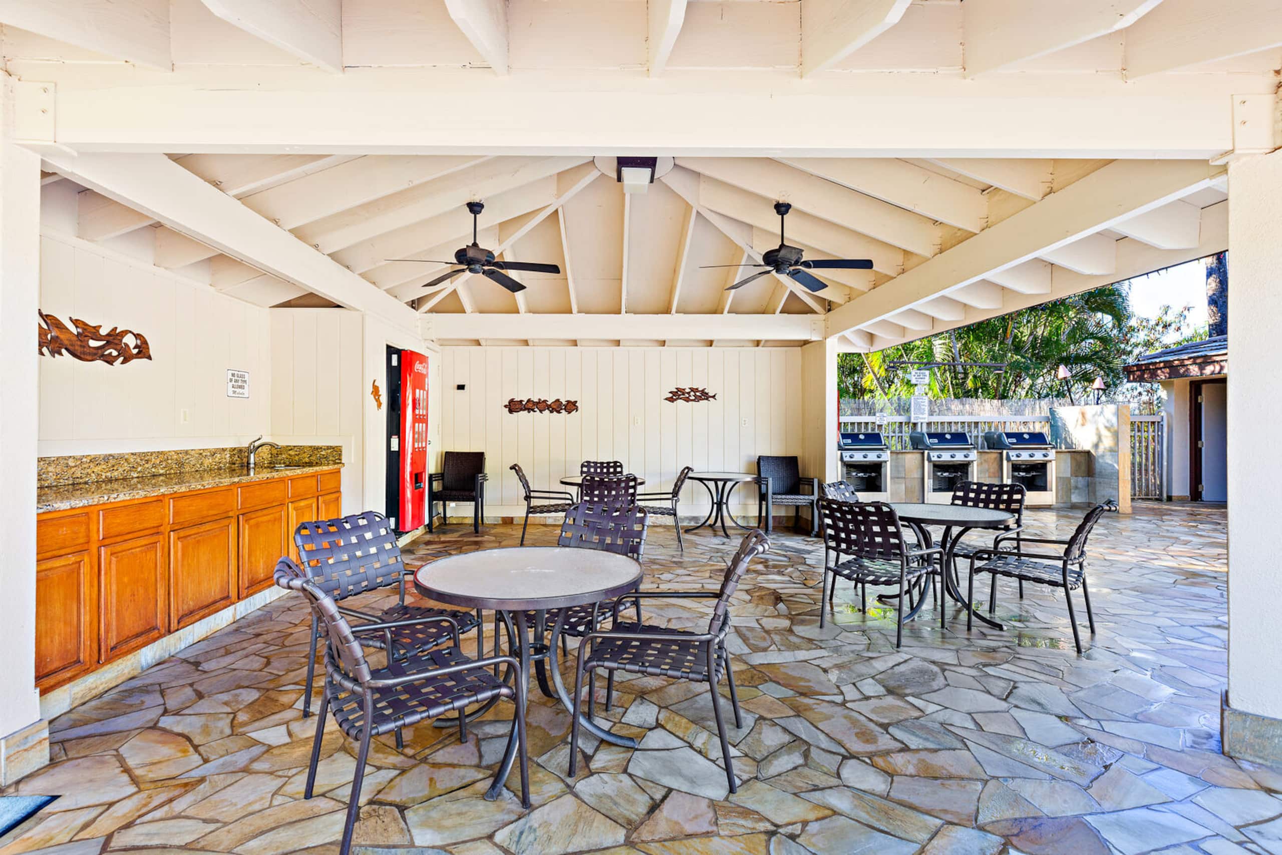 Condo in Kihei · ★4.75 · Studio · 2 beds · 1 bath - Image 20