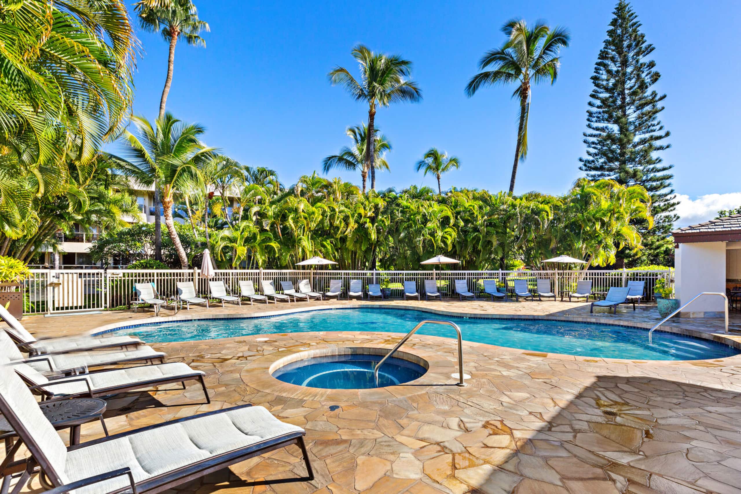 Condo in Kihei · ★4.75 · Studio · 2 beds · 1 bath - Image 18