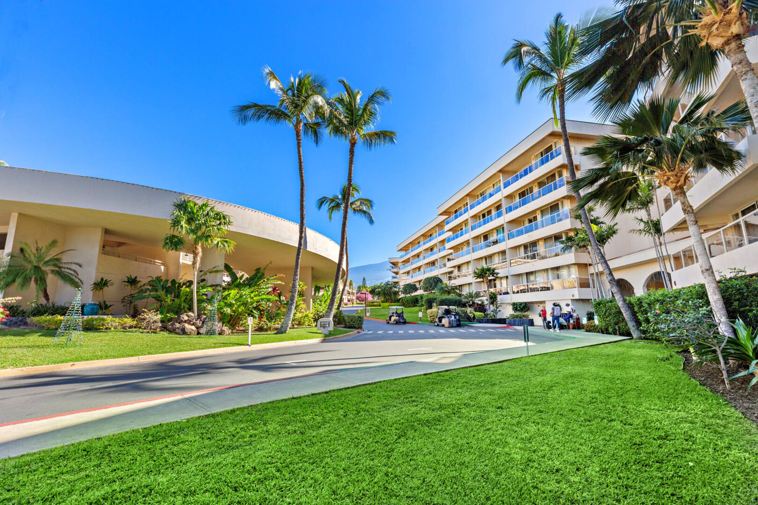 Condo in Kihei · ★4.75 · Studio · 2 beds · 1 bath - Image 25