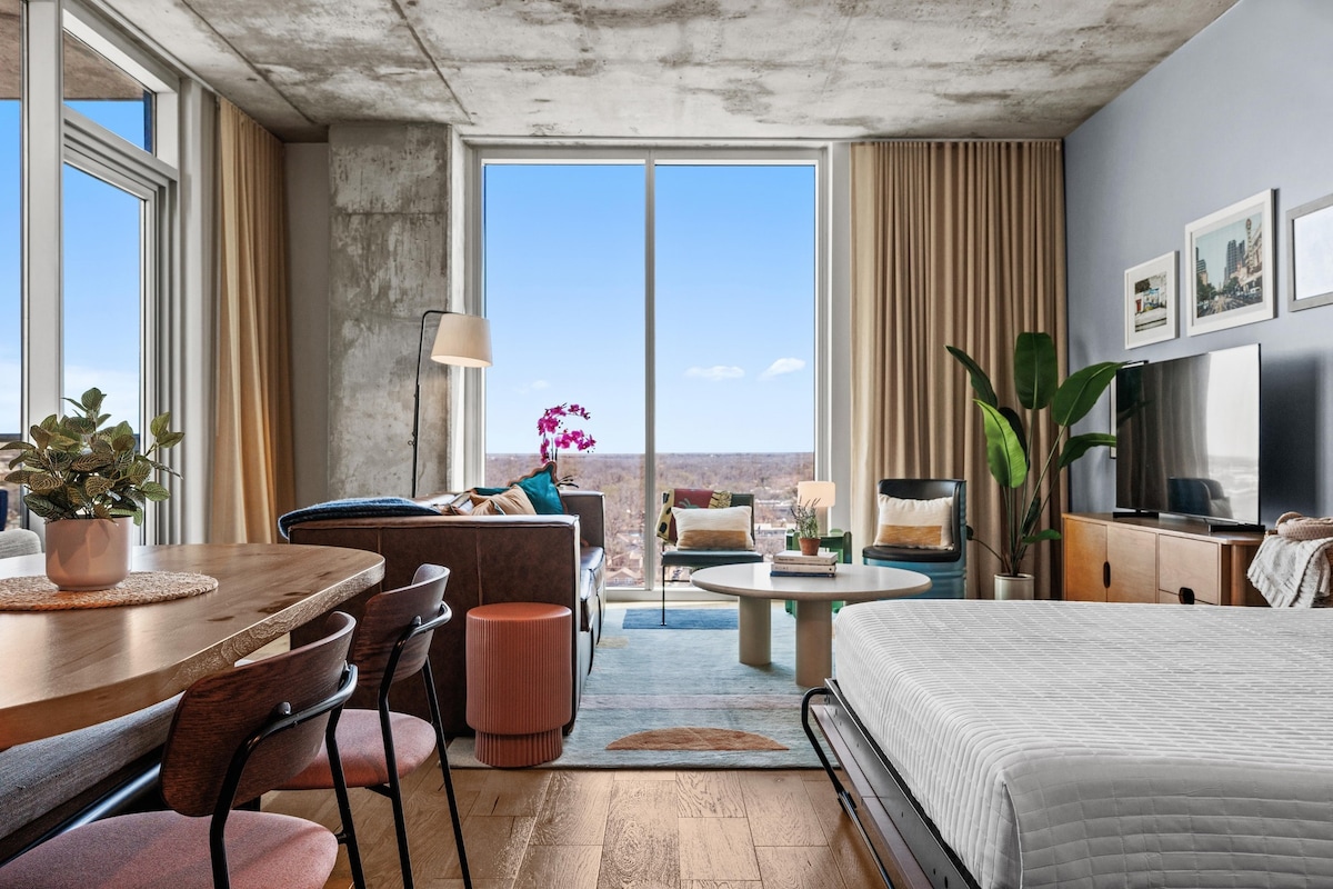 High-Key Luxury, Low-Key Vibes | Rooftop Pool