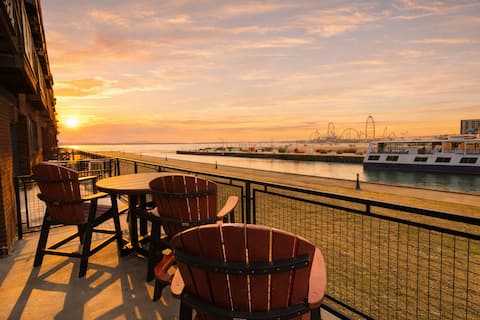 Successful Airbnb property: Stay On The Water! Spectacular View Cedar Point! in Sandusky