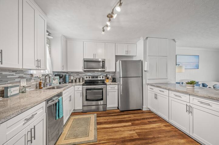 Paradise Coast Rentals managed Airbnb listing 3
