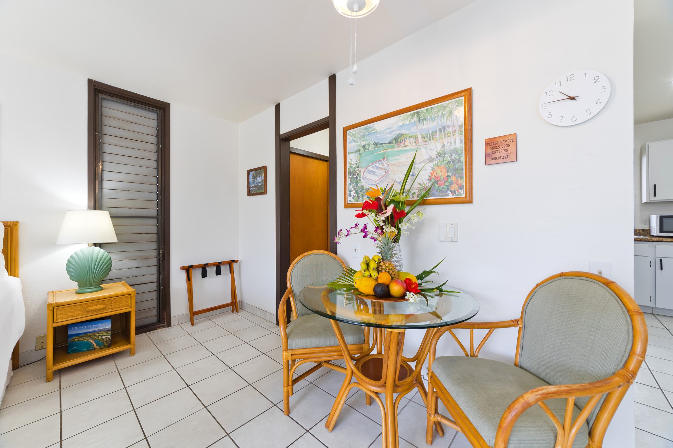 Condo in Kailua-Kona · ★4.8 · Studio · 1 bed · 1 bath - Image 8