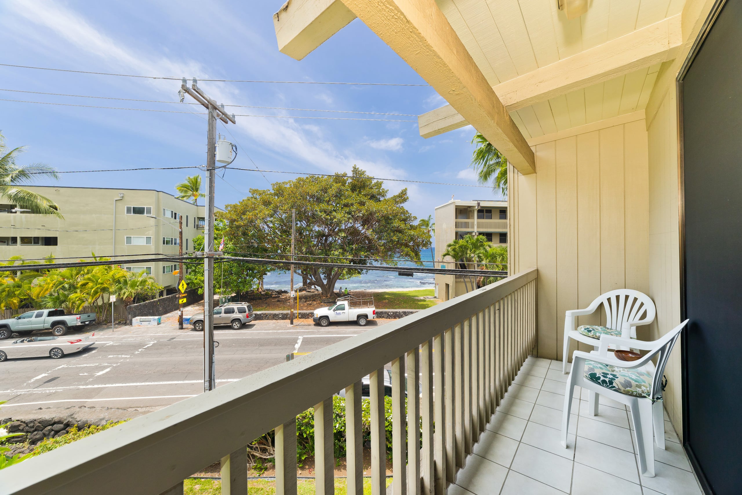 Condo in Kailua-Kona · ★4.8 · Studio · 1 bed · 1 bath - Image 18