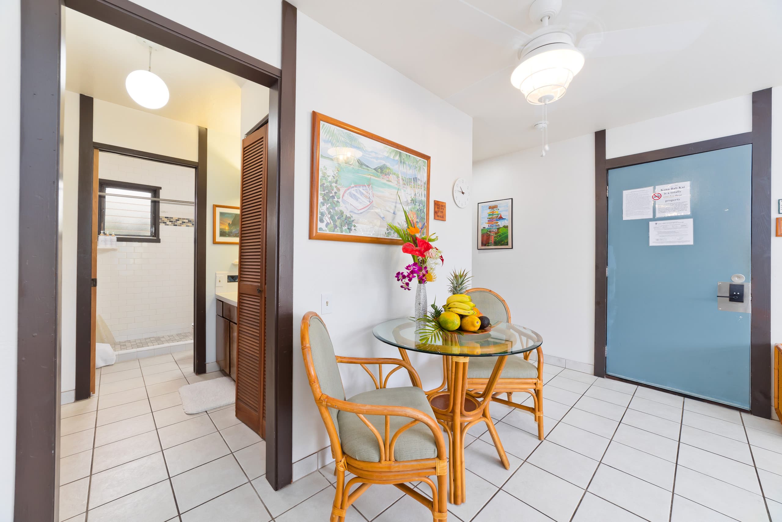 Condo in Kailua-Kona · ★4.8 · Studio · 1 bed · 1 bath - Image 9