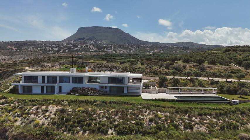 Villa 1206-Luxury Designer Villa gallery image 3