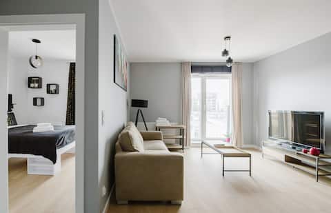 Top Airbnb: Fiqus Marcelin Deluxe Apartment in Ławica