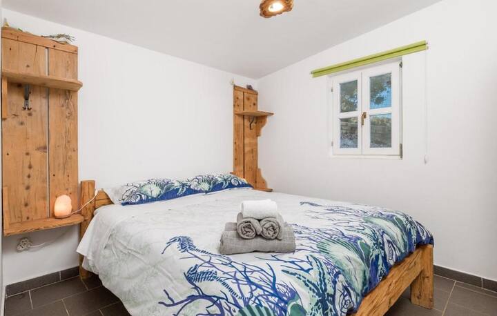 Bedroom 2, Surface: 9 m²
