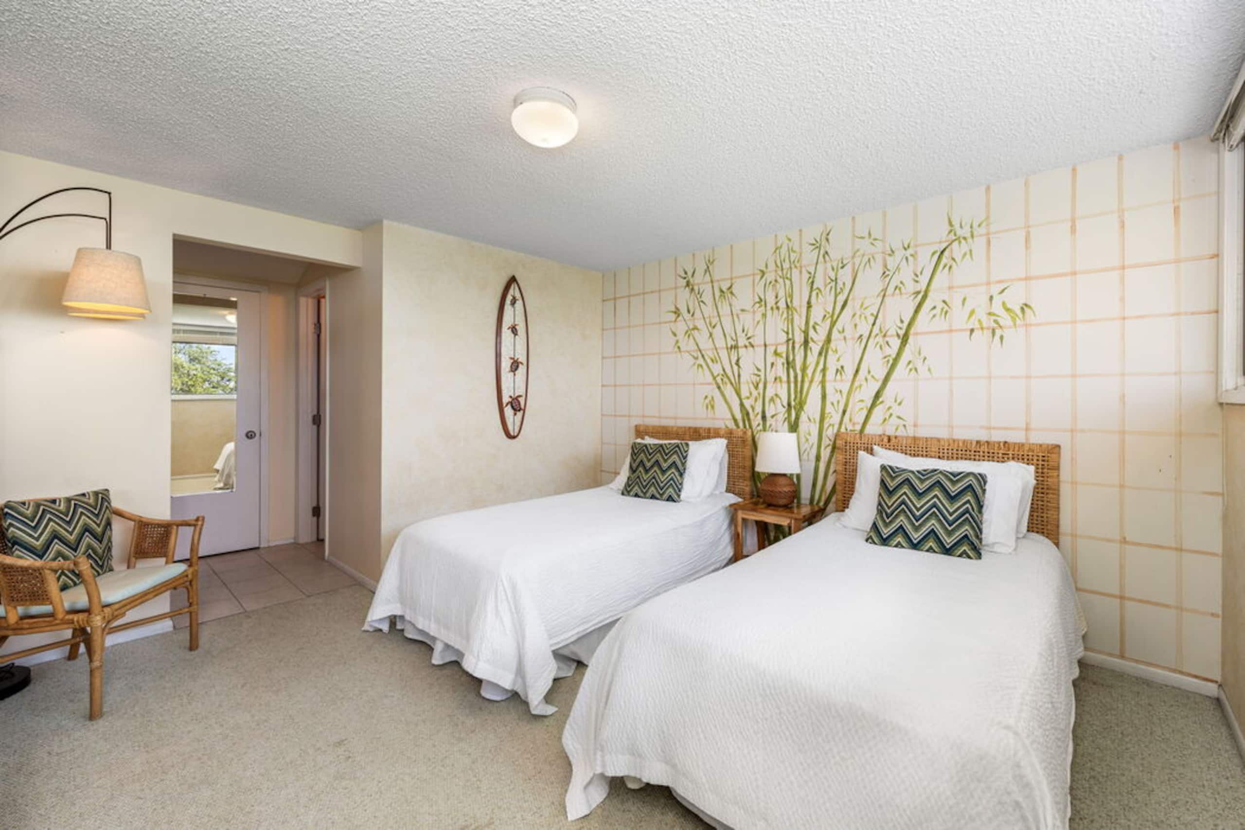 Condo in Kailua-Kona · ★5.0 · 2 bedrooms · 4 beds · 2.5 baths - Image 47