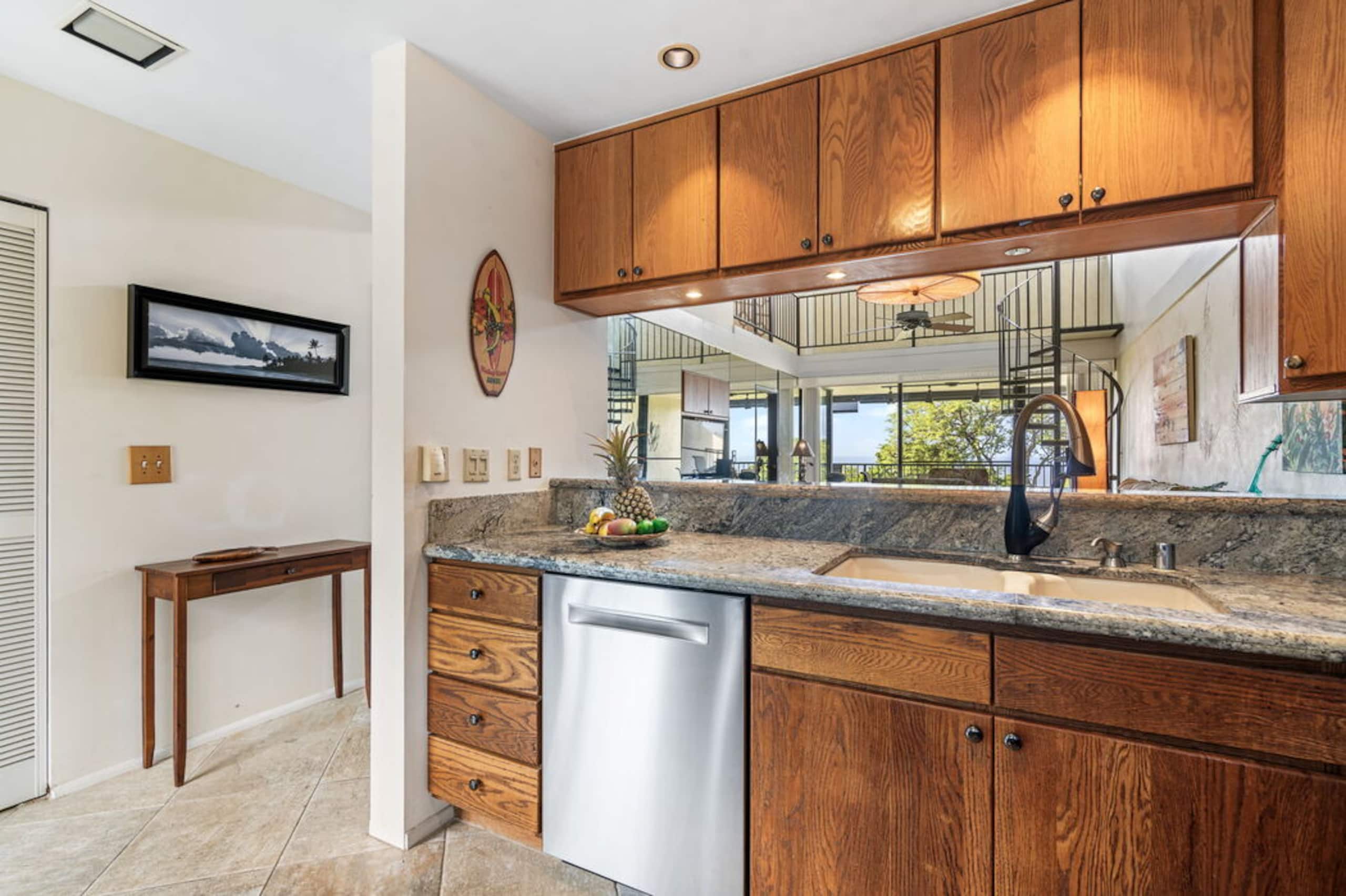 Condo in Kailua-Kona · ★5.0 · 2 bedrooms · 4 beds · 2.5 baths - Image 8